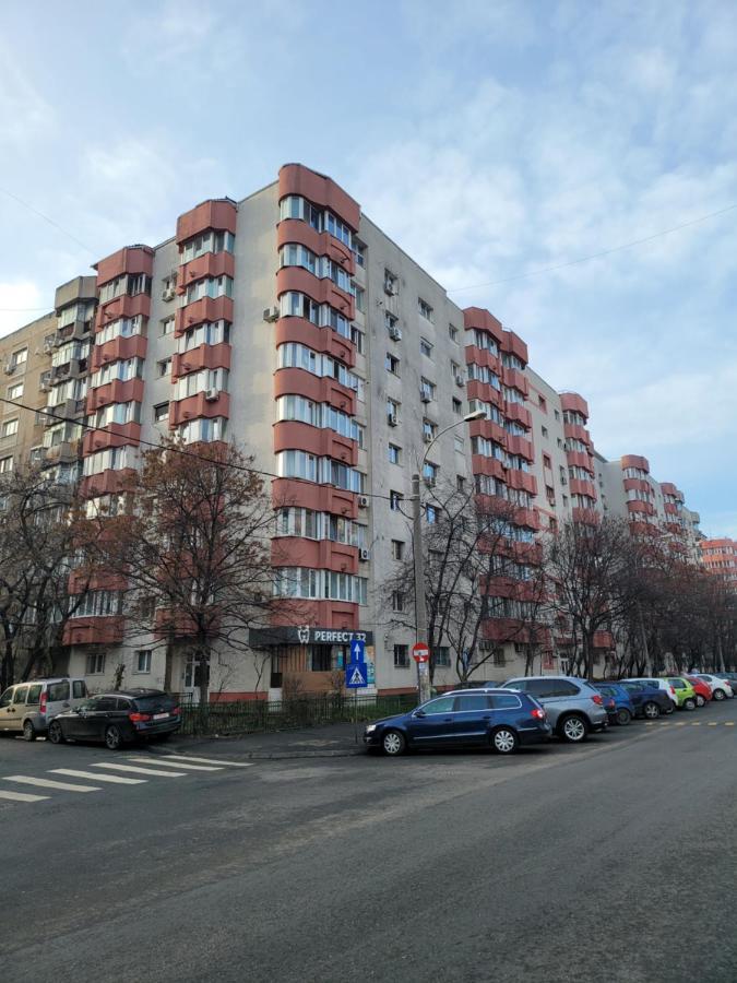 Quiet, Relaxing, Family Friendly Apartman Bukarest Kültér fotó