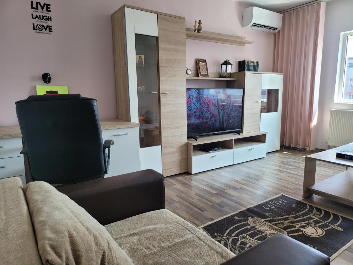 Quiet, Relaxing, Family Friendly Apartman Bukarest Kültér fotó