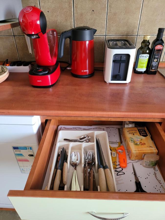 Quiet, Relaxing, Family Friendly Apartman Bukarest Kültér fotó